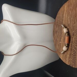 N3215‎ sandstone carnelian dune necklace